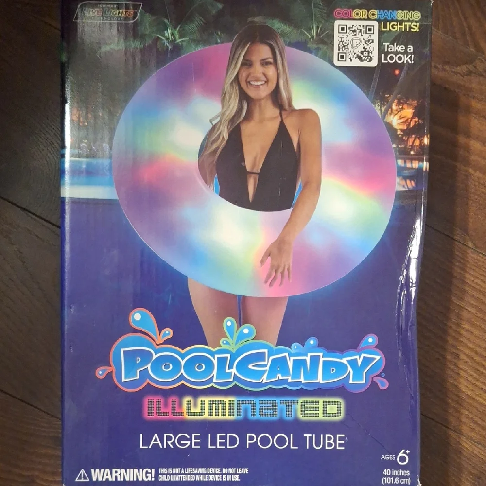 Illuminated Large LED Pool Tube - Multicolor